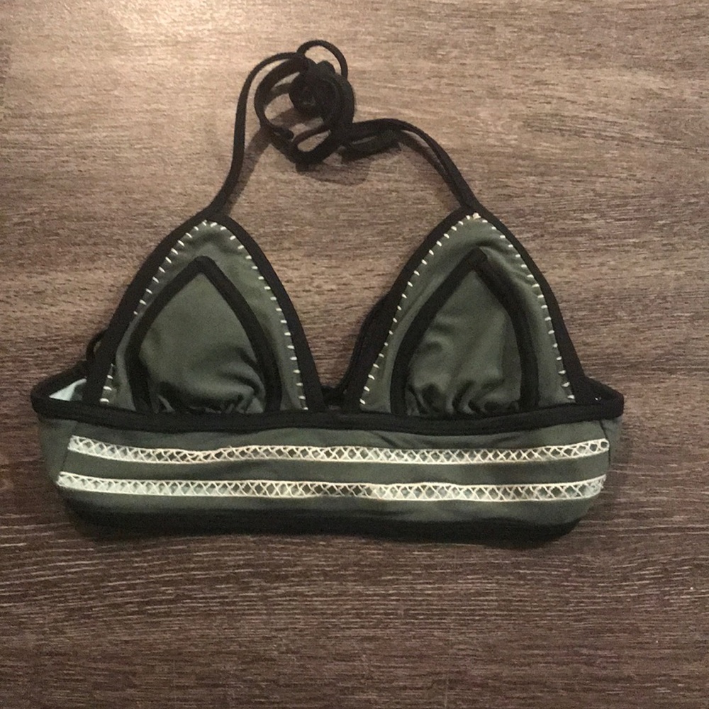 Bikini top